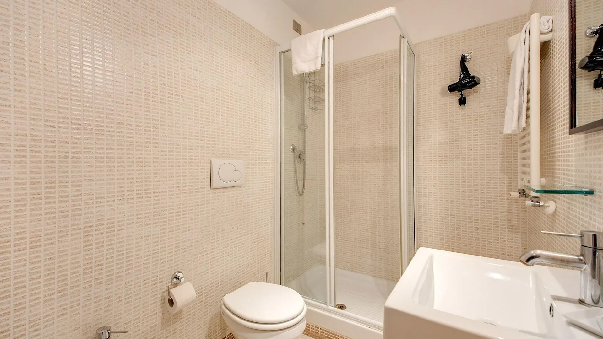 Target Inn Rooms Rome 3*,